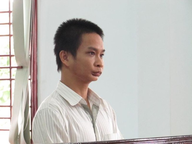 'Nổ' là nhân viên phòng nhân sự để lừa xin việc