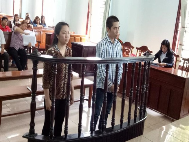 Khách cay đắng đi tù vì... mua dâm 'người quen'