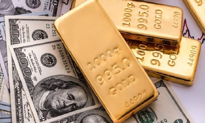 FED tiếp tục tăng lãi suất, giá vàng rủ nhau leo dốc