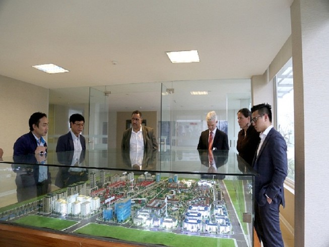 Doanh nghiệp Việt đầu tư làm nhà giá rẻ tại Mỹ