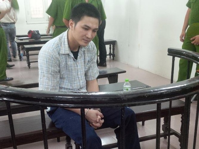 Tài xế xe tải kéo lê CSGT lãnh 18 năm tù