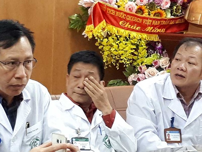 Bác sĩ khóc về vụ bệnh nhân triệt sản vẫn có bầu