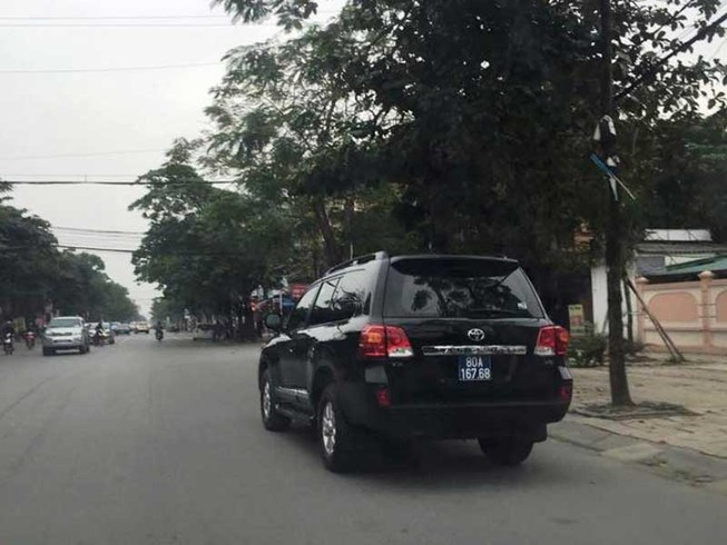 ‘Chấm dứt nhận ô tô của doanh nghiệp biếu, tặng’