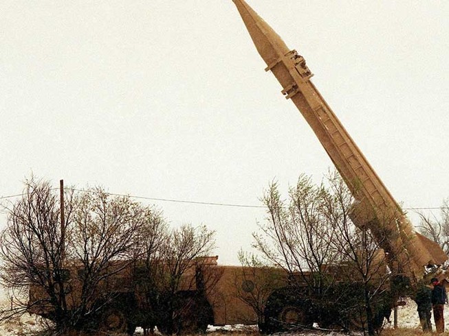 Syria dọa dội mưa tên lửa lên Israel