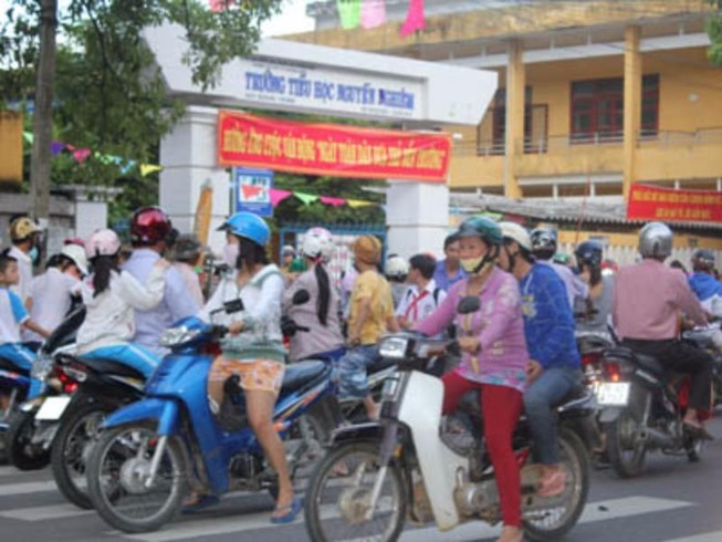 Giải pháp cho kẹt xe lúc tan trường