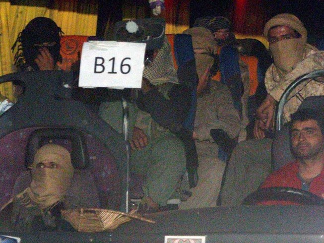Mỹ qua mặt Syria, ngăn IS mở đường máu