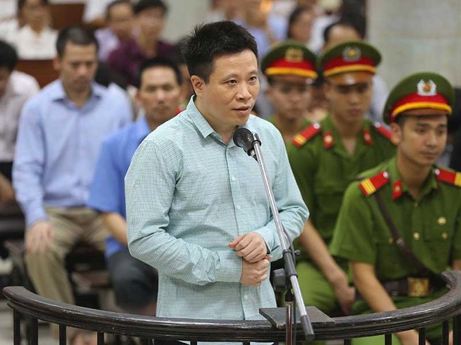 Hà Văn Thắm bào chữa cho Nguyễn Xuân Sơn