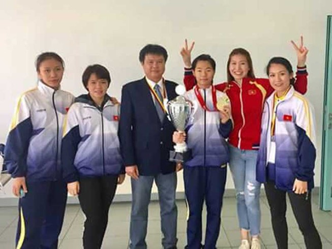 Cô bé bán bánh mì thành nhà vô địch thế giới