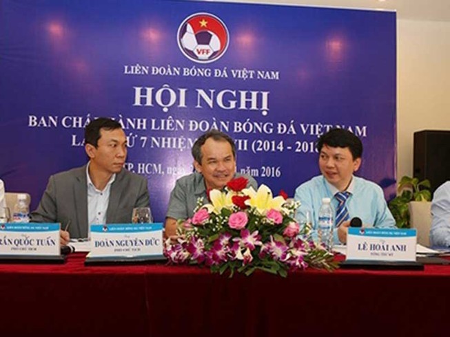 Cái thua lớn nhất là quản trị bóng đá kém
