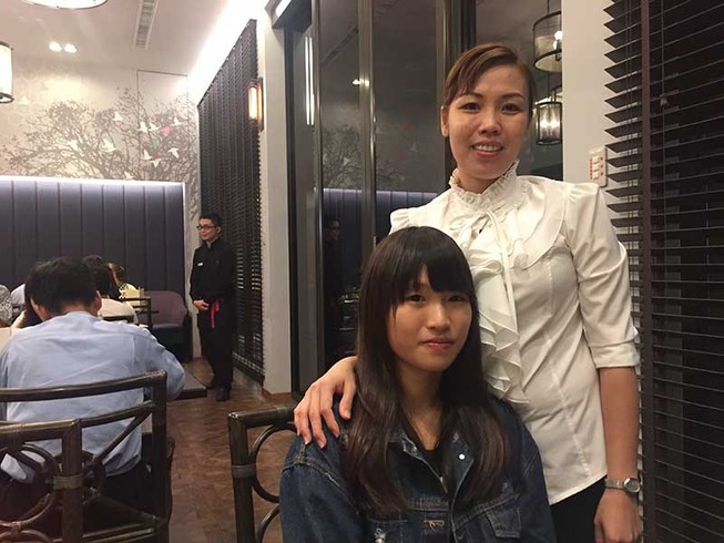 Cô dâu ‘chân đất’ làm giáo viên xứ Đài