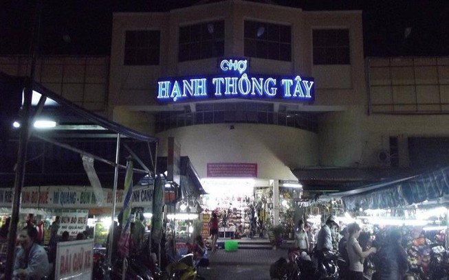Vấn nạn móc túi ở chợ Hạnh Thông Tây