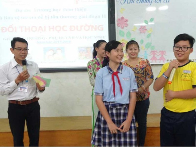 Trẻ em chọn cách im lặng vì không tin tưởng người lớn