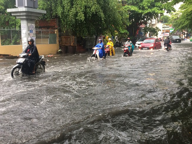 Bao giờ khu Thảo Điền hết thành ốc đảo?