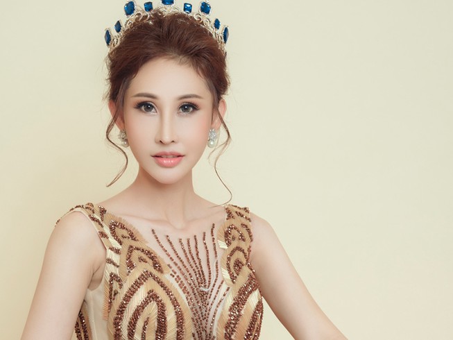 Chuyện đời cô gái mồ côi đi thi hoa hậu châu Á