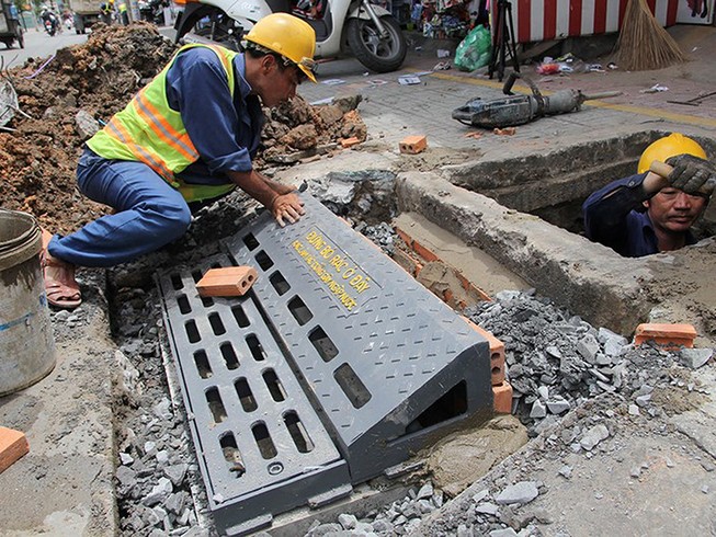 TP.HCM mở rộng thí điểm lắp hố ga ngăn mùi