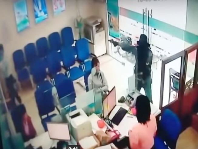 Vụ cướp ở Tiền Giang: Ngân hàng mất khoảng 1 tỉ đồng