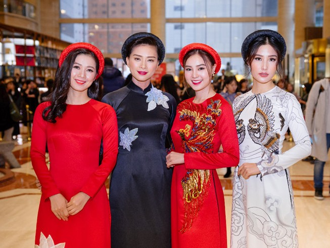 'Cô Ba Sài Gòn' của Ngô Thanh Vân khuấy đảo LHP Bu San