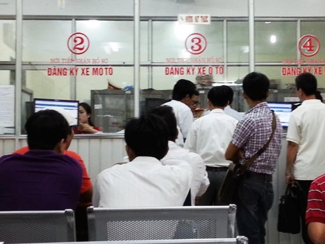 Từ 12-2, bán xe không phải thông báo với công an