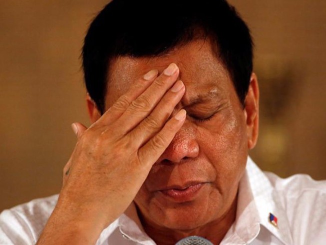 Nghị sĩ Philippines đòi luận tội ông Duterte