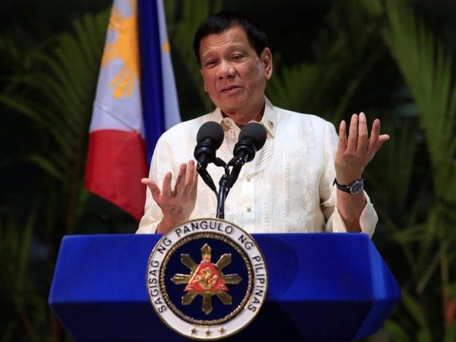 Ông Duterte tin TQ không xây dựng ở Scarborough
