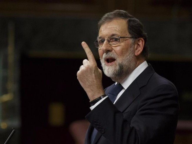 Chính phủ Tây Ban Nha ra tối hậu thư cho Catalonia