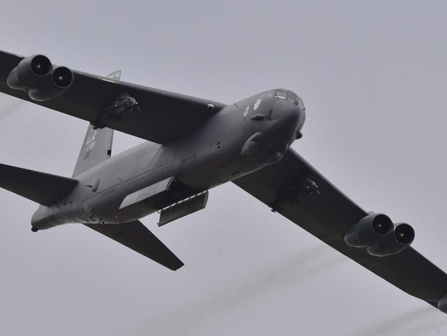 Mỹ điều pháo đài bay B-52 đến Syria tham chiến