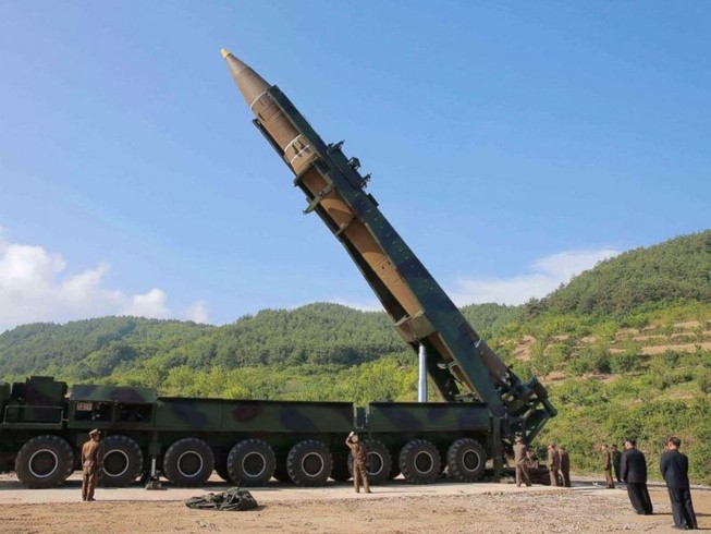 Hàn Quốc: Triều Tiên có thể sắp phóng ICBM