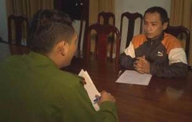 Giả công an đưa bé 13 tuổi vào nghĩa trang hiếp dâm
