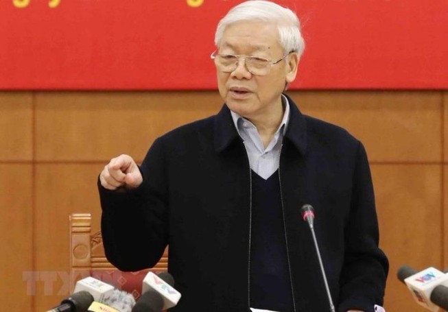 'Tất cả bình đẳng trước pháp luật, công-tội phân minh'