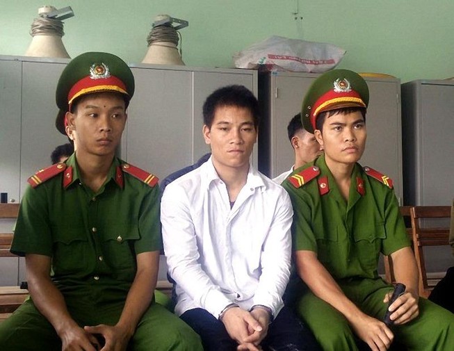 Thanh niên lãnh án nặng vì đánh người rồi trốn khỏi nơi giam