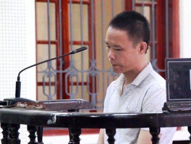 Giao 'hàng' tại khách sạn, lãnh 20 năm tù