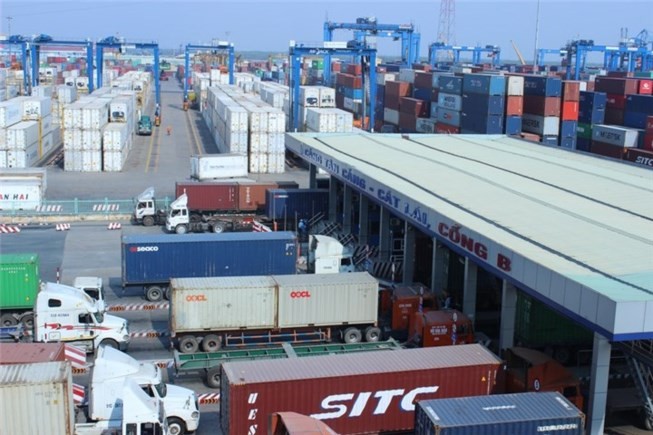 Bắt thêm 1 cán bộ hải quan vụ 213 container mất tích