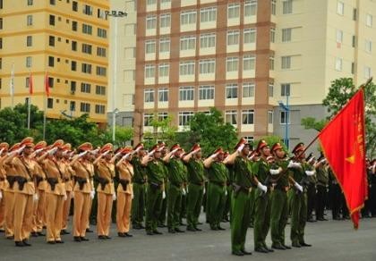 Chính phủ sửa đổi quy định về thăng, giáng cấp bậc quân hàm