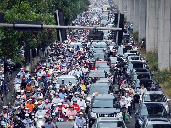 Mới: Ô tô trên 7 chỗ và xe máy phải dán nhãn năng lượng