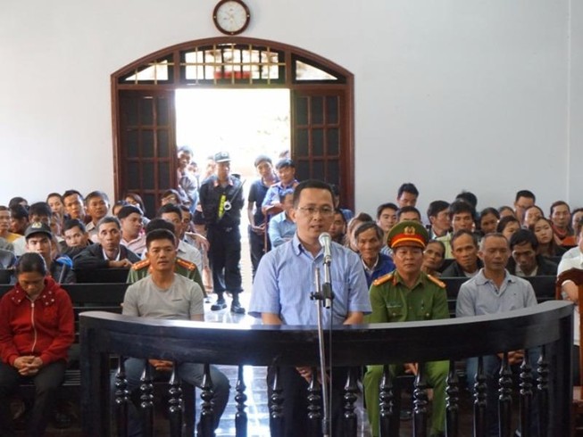 Vụ Trần Minh Lợi: Luật sư đề nghị hoãn phiên tòa