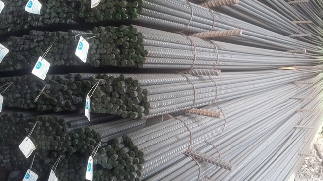 Thép xây dựng Hòa Phát tăng mạnh trong 9 tháng