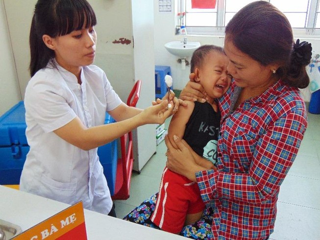 'Xanh mặt' vì bị 18 ổ dịch bệnh bủa vây