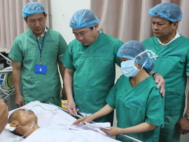 Chủ tịch UBND TP.HCM: Tôi cảm phục hành động của nhóm hiệp sĩ!