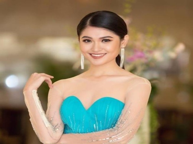 Á hậu Thùy Dung không muốn mất đi vẻ đẹp tự nhiên