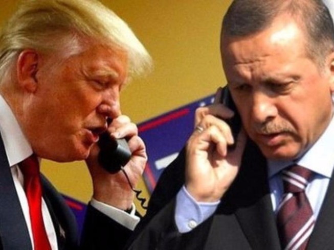 Điện mừng Erdogan, ông Trump lơ quan điểm ngoại giao Mỹ