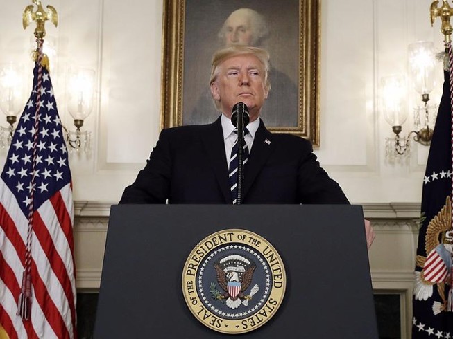 Xả súng kinh hoàng ở Mỹ: Ông Trump sẽ đến Las Vegas
