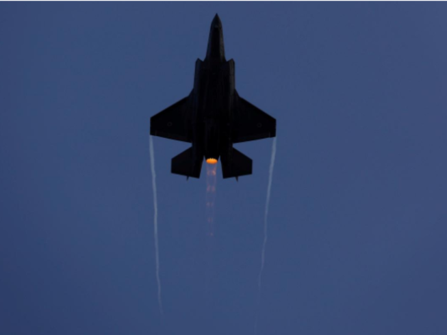 Nhật sắp mua 20 máy bay chiến đấu tàng hình F-35A 