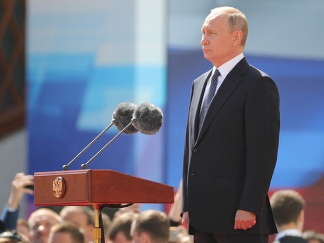 Ông Putin làm gì để chiến thắng nhiệm kỳ khó khăn nhất?