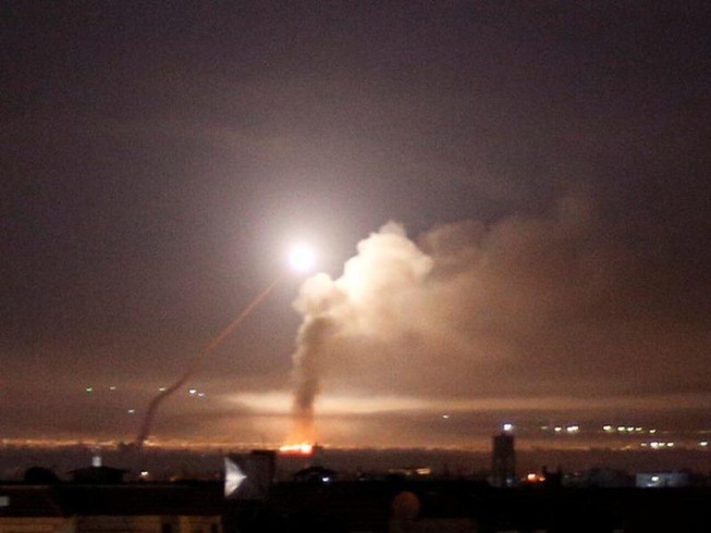 Israel lại dội tên lửa vào thủ đô Syria