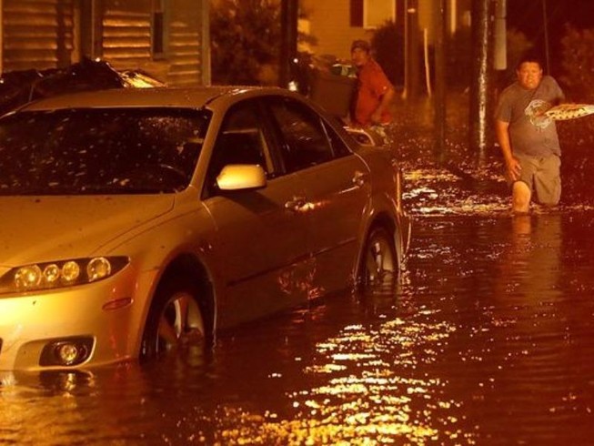 Bờ Đông Mỹ ngập lụt vì bão Florence