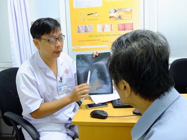Robot giải cứu người đàn ông hỏng phổi