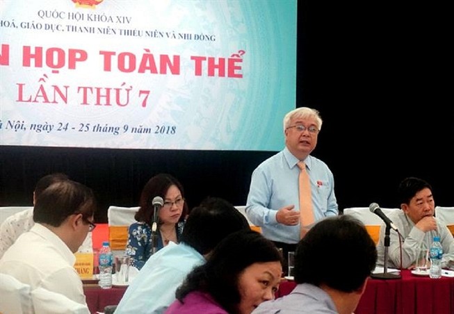 Từ kết quả khảo sát sách giáo khoa: Bất ngờ giá sách VNEN