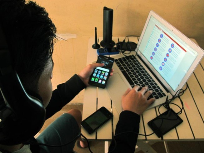 Đường dây nghe lén điện thoại lãnh án