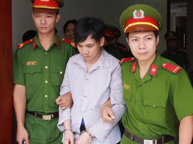 Án mạng từ chiếc quần lót nam