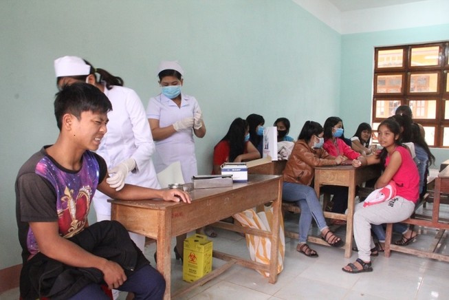 Nghi xuất hiện bạch hầu tại trường học, 1 HS tử vong